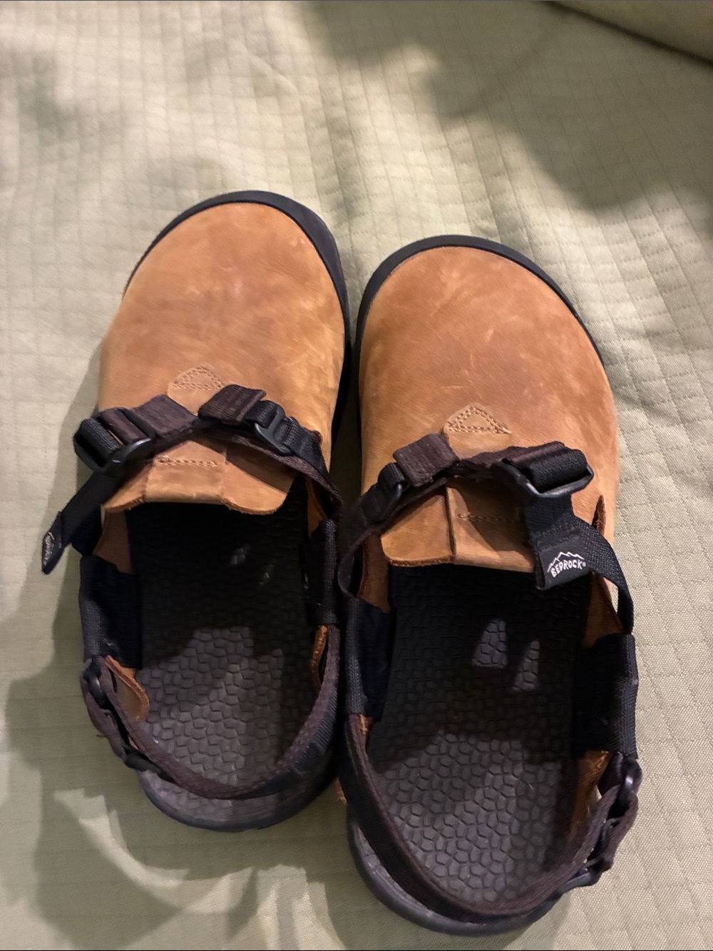 Bedrock Clogs 9 men’s 10 woman’s